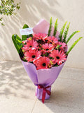 RAMO CASCADA GERBERAS